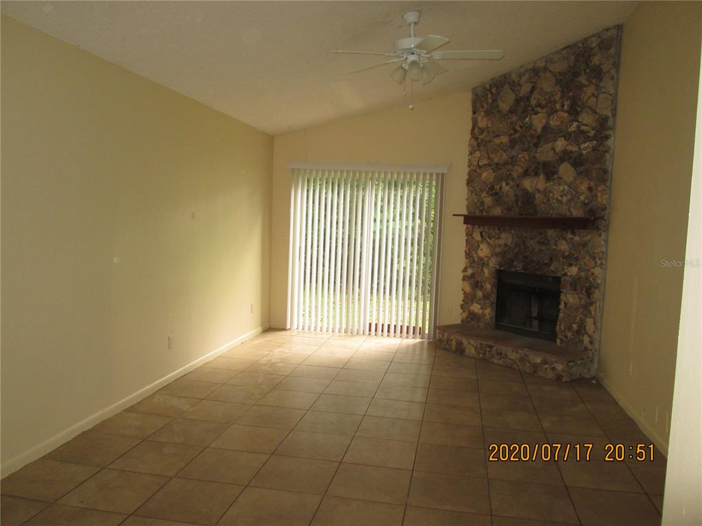 704 CASTLEWOOD DRIVE, WINTER SPRINGS, FL — photo 2 of 15