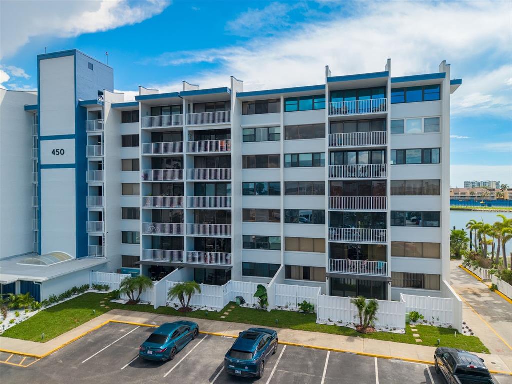 450 TREASURE ISLAND CAUSEWAY UNIT 201, TREASURE ISLAND, FL — photo 2 of 30