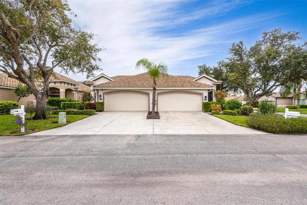 15208 CAPE SABLE LANE, FORT MYERS, FL — photo 3 of 30