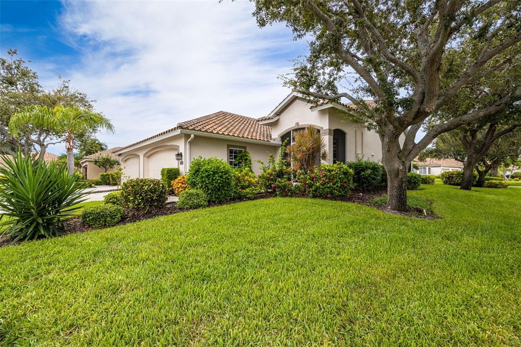 15208 CAPE SABLE LANE, FORT MYERS, FL — photo 4 of 30