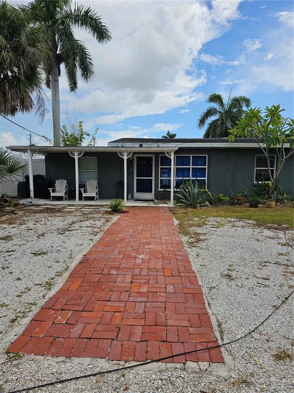 105 COLONIA LANE W