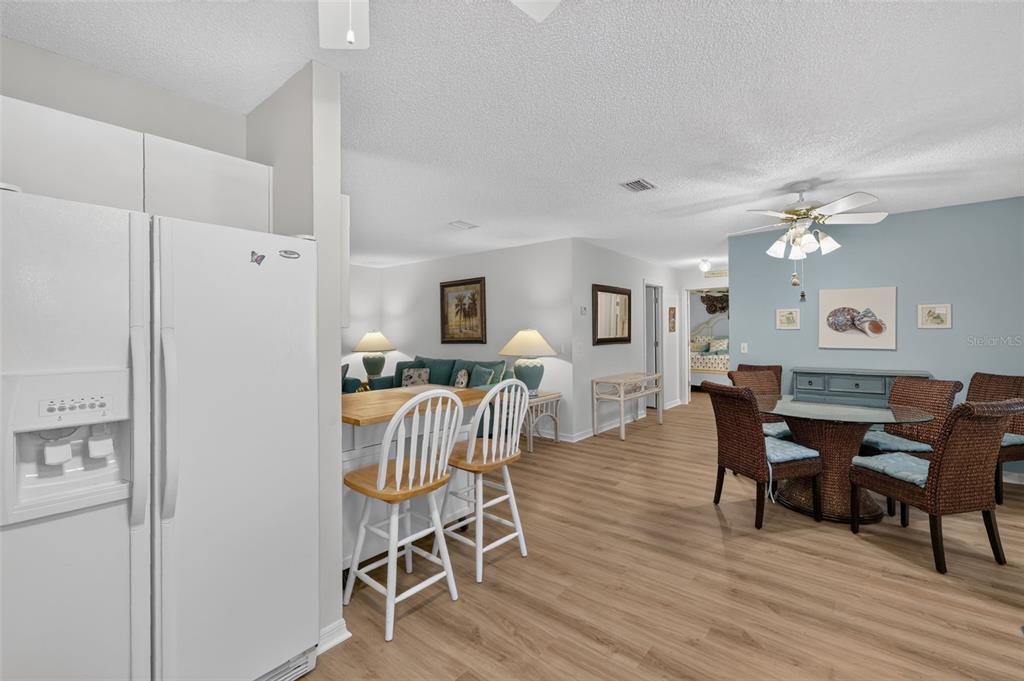 1436 W SCHWARTZ BOULEVARD, LADY LAKE, FL — photo 4 of 24
