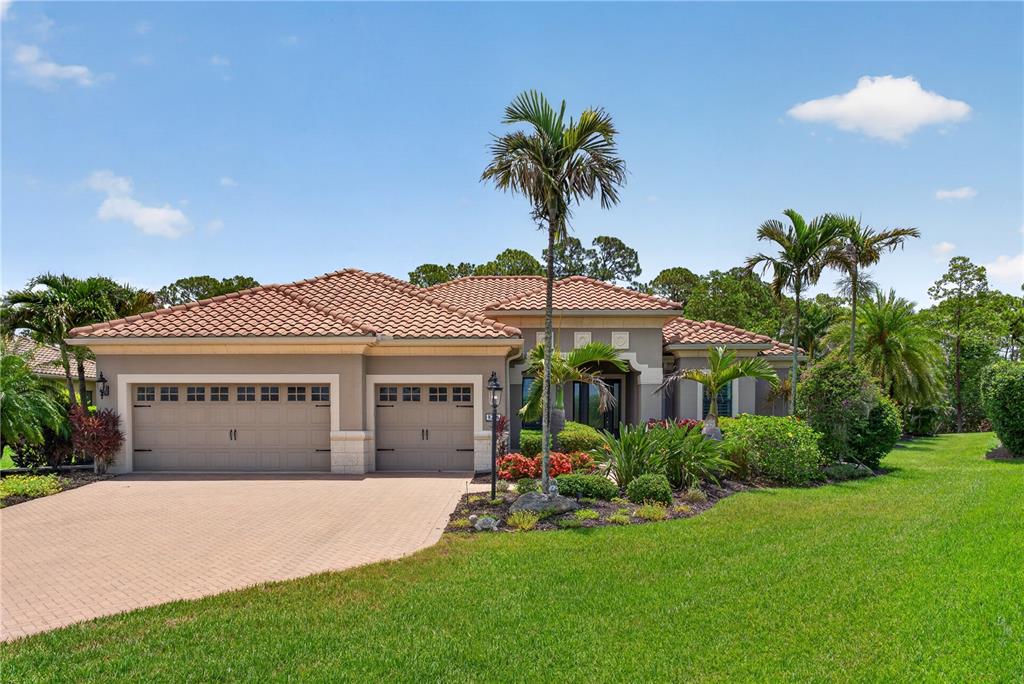 8276 LARKSPUR CIRCLE