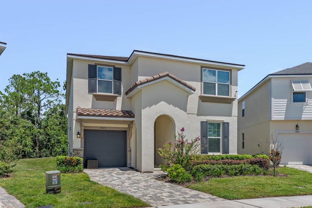 8923 COCONUT BREEZE DRIVE, KISSIMMEE, FL — photo 2 of 30