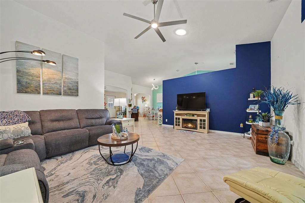 4617 MANOR VIEW DRIVE, LEESBURG, FL — photo 5 of 30