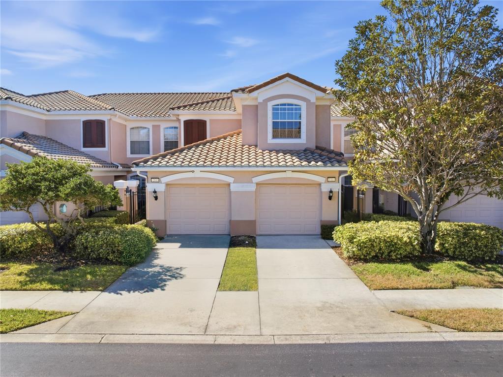 2111 CARRIAGE LANE UNIT 202