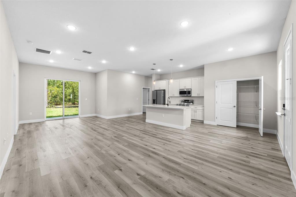 13107 SW 70TH LANE, OCALA, FL — photo 2 of 20