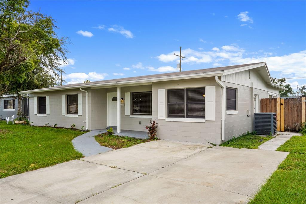 3926 CITADEL DRIVE, ORLANDO, FL — photo 3 of 34