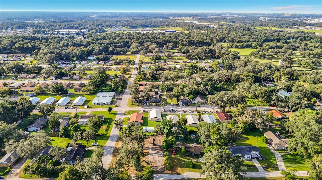 9321 RIPLEY ROAD, THONOTOSASSA, FL — photo 4 of 15