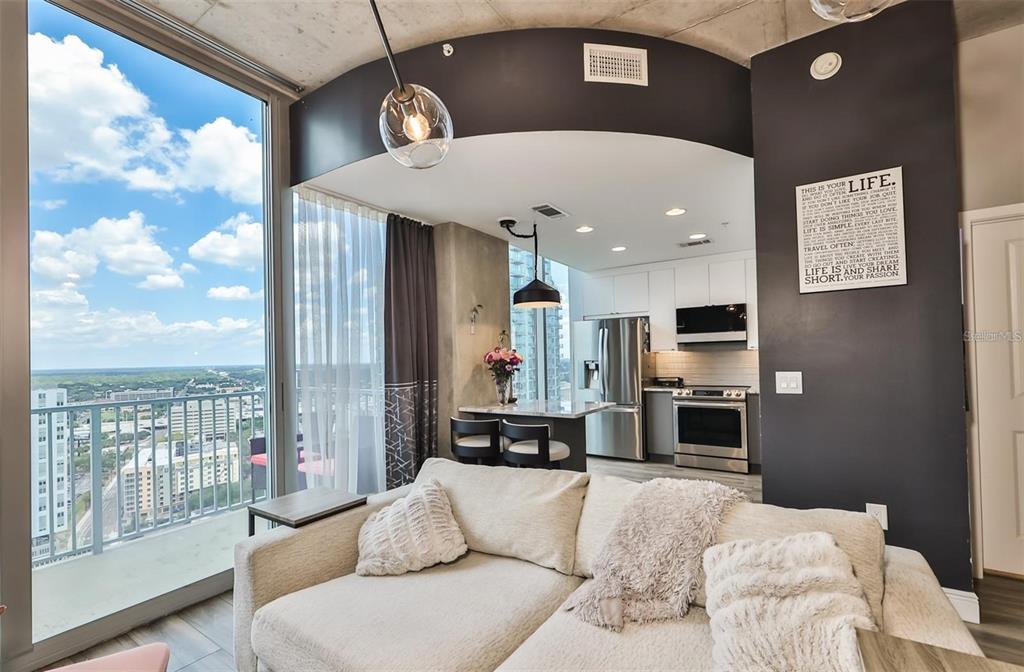 777 N ASHLEY DRIVE UNIT 2505, TAMPA, FL — photo 4 of 10