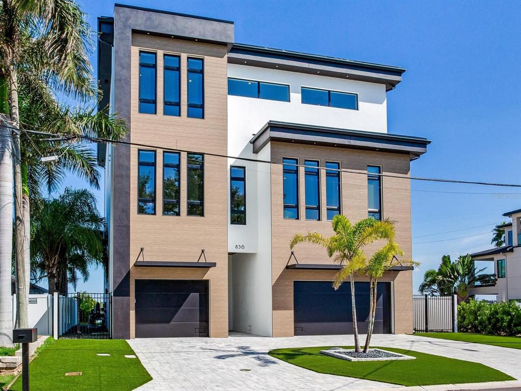 836 BAY POINT DRIVE, MADEIRA BEACH, FL — photo 2 of 30