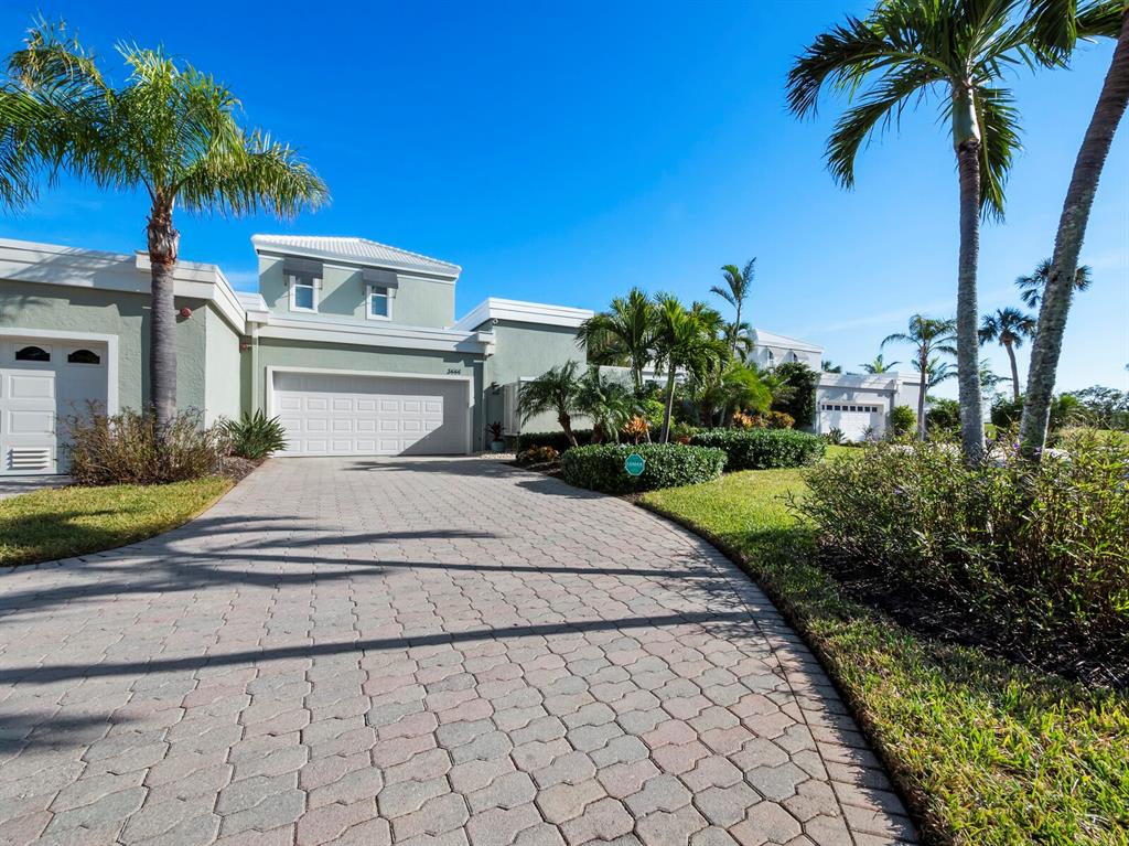 3444 MISTLETOE LANE