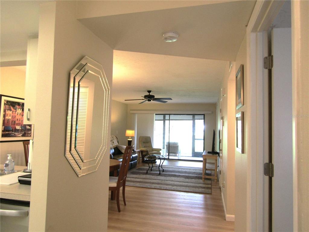2989 TAYWOOD MEADOWS UNIT 19, SARASOTA, FL — photo 2 of 23