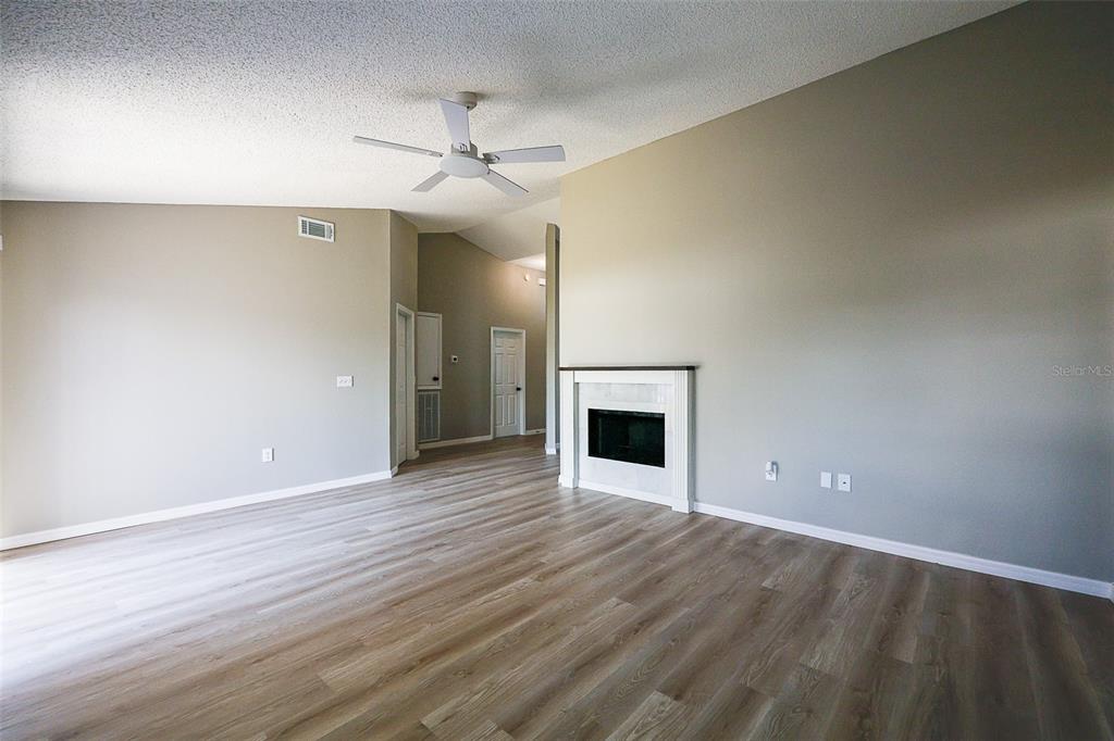 5351 ST LUCIA DRIVE, LAKELAND, FL — photo 5 of 30