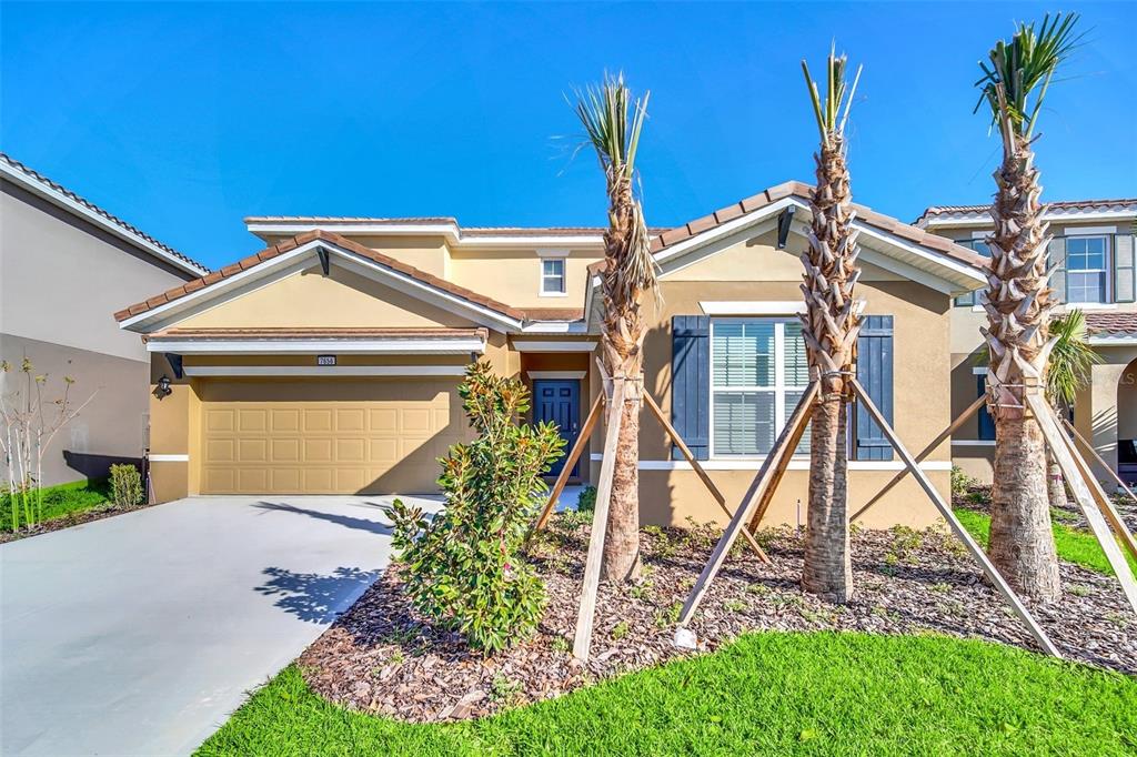 7656 OAKMOSS LOOP