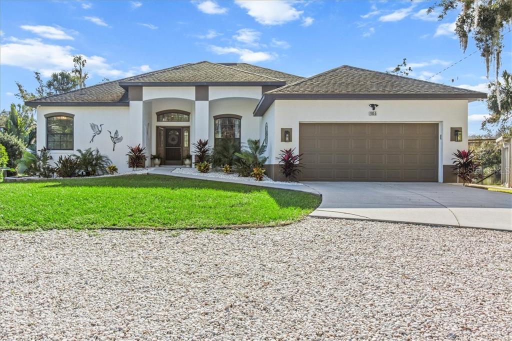 1055 N Crescent DRIVE