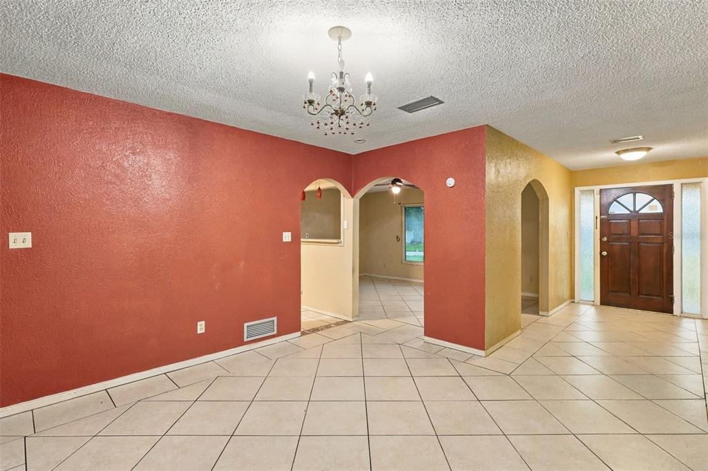 1115 EAGLES NEST AVENUE, DELTONA, FL — photo 5 of 30
