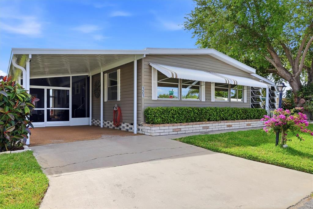 6710 36TH AVENUE E UNIT 121