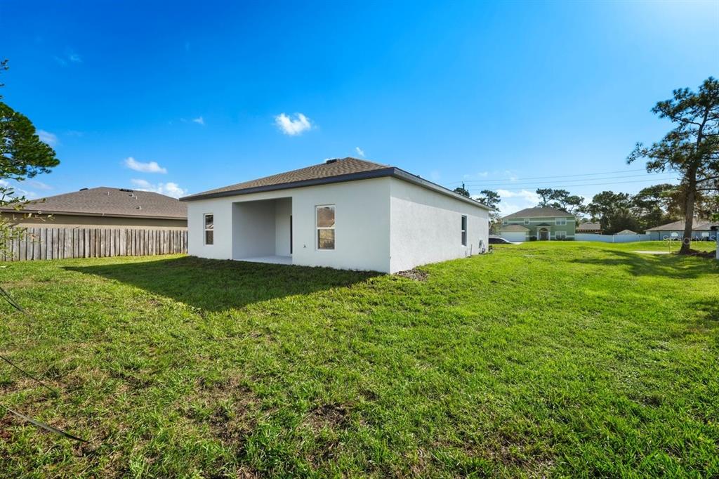 1768 COURTLAND BOULEVARD, DELTONA, FL — photo 5 of 35