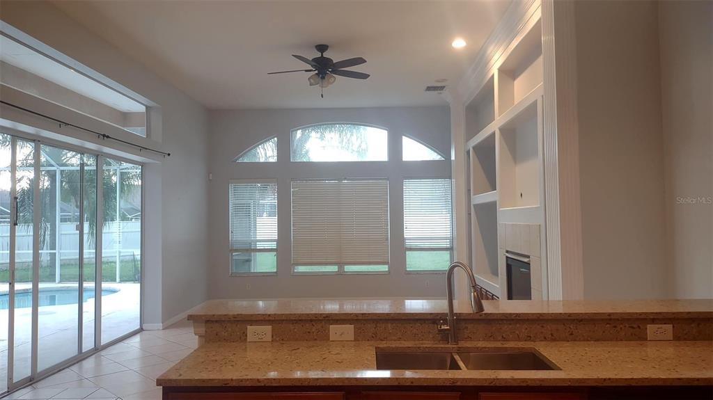 18309 EASTWYCK DRIVE, TAMPA, FL — photo 2 of 18