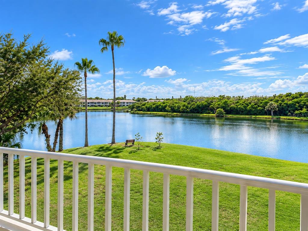 6425 SHORELINE DRIVE UNIT 10103, ST PETERSBURG, FL — photo 3 of 15