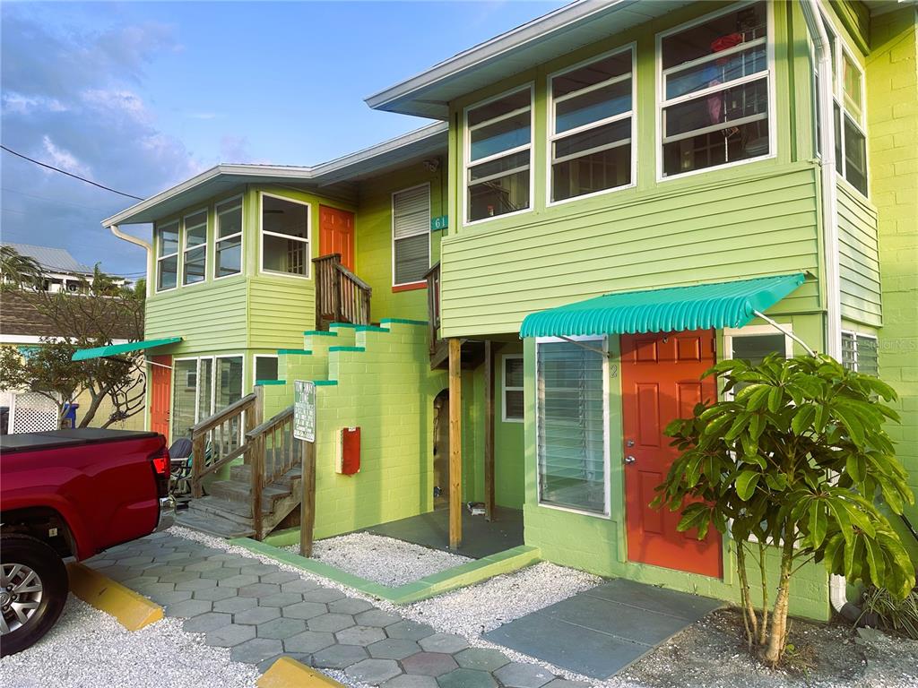61 81ST AVENUE UNIT 3