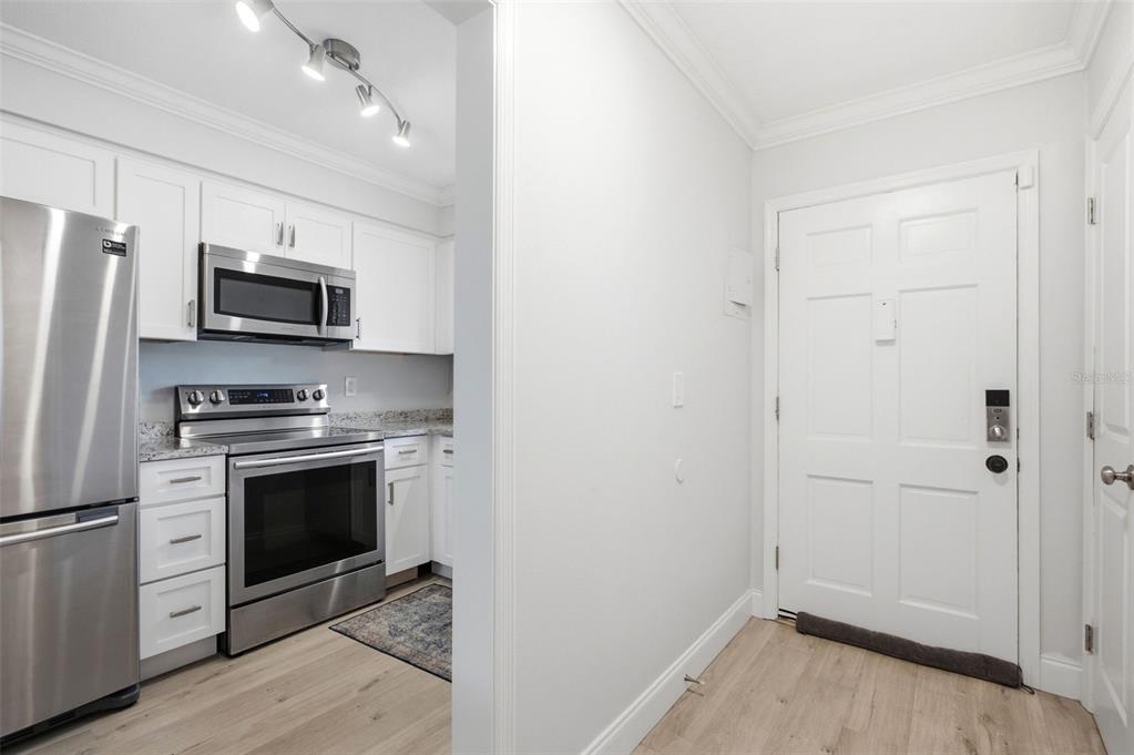 1250 S DENNING DRIVE UNIT 119, WINTER PARK, FL — photo 3 of 30