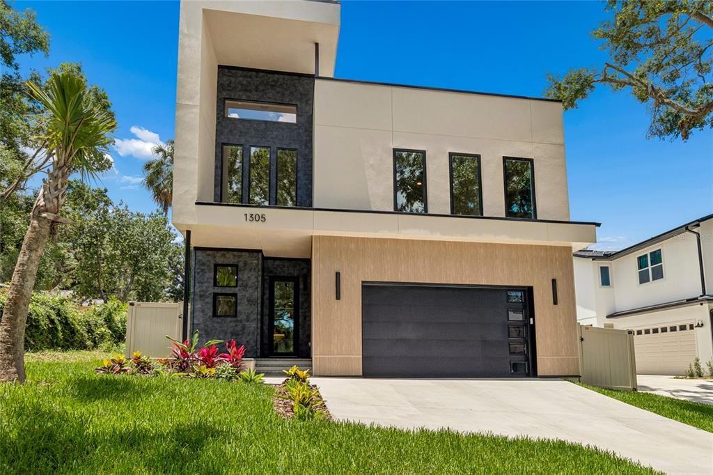 1305 HILTON PLACE, TAMPA, FL — photo 3 of 30