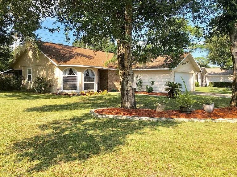 440 BERWICK CIRCLE, DELAND, FL — photo 2 of 30