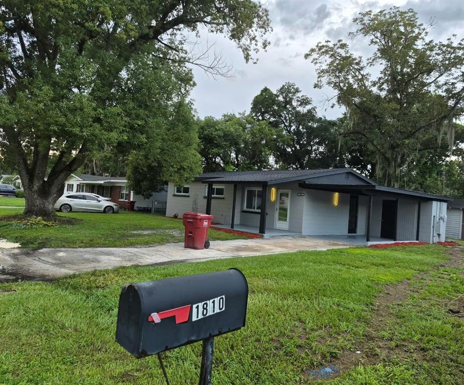 1810 E CAROL DRIVE, PLANT CITY, FL — photo 2 of 30