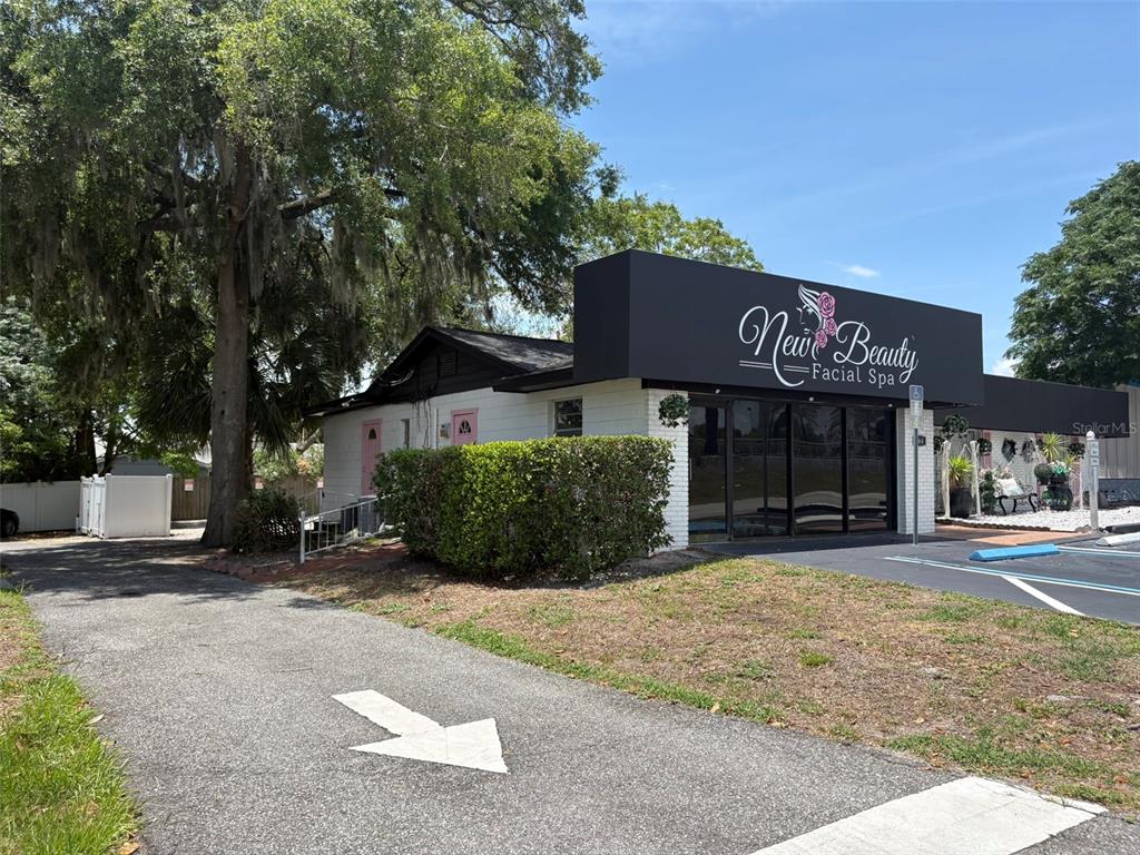 264 E ALTAMONTE DRIVE