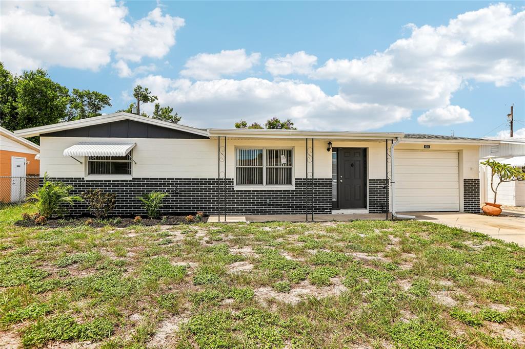 1535 SENTINEL STREET, HOLIDAY, FL — photo 2 of 32