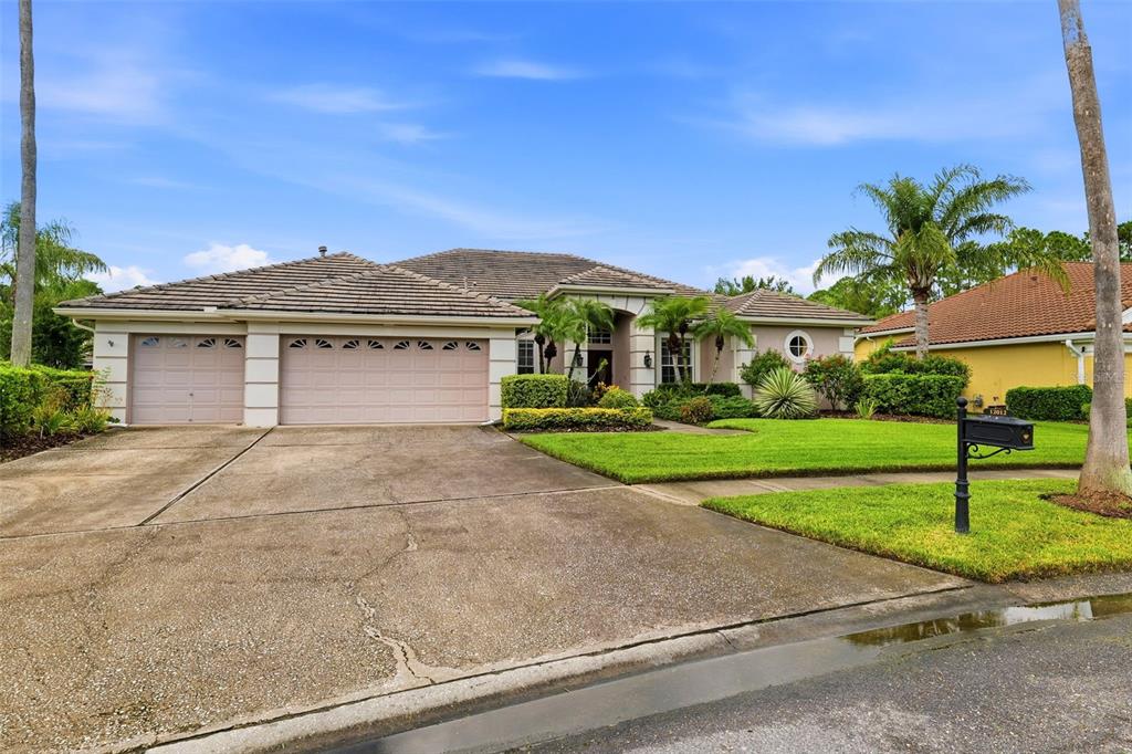 12012 BREWSTER DRIVE, TAMPA, FL — photo 3 of 30