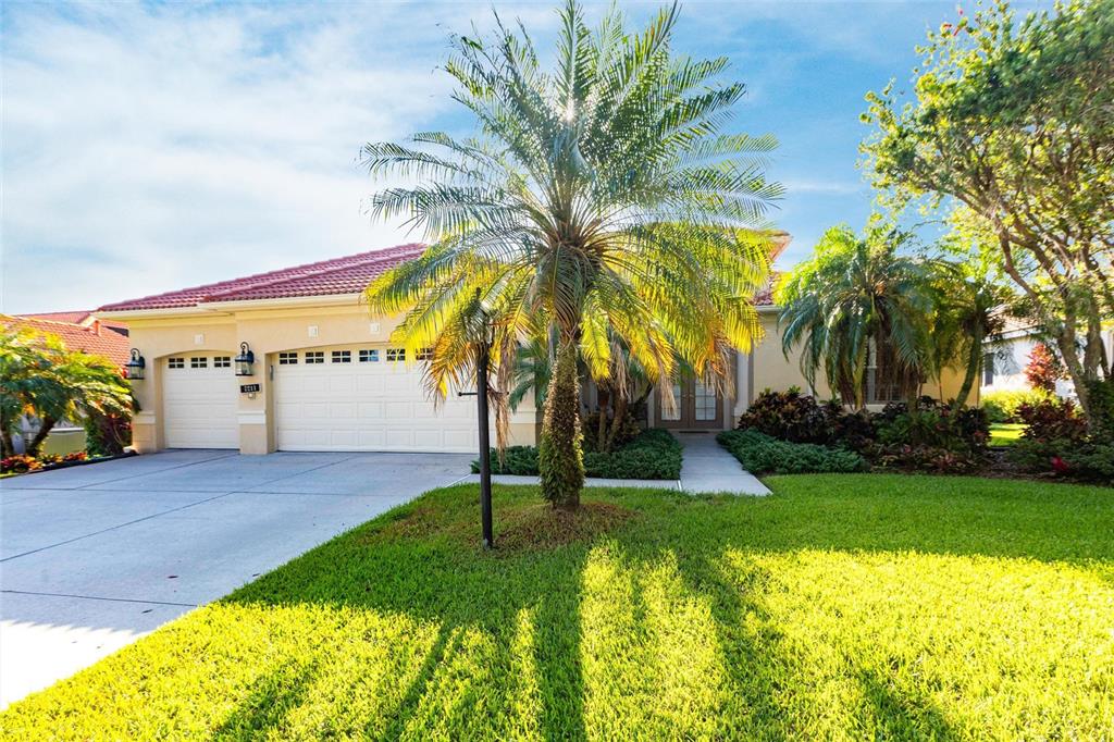 7211 TREYMORE COURT