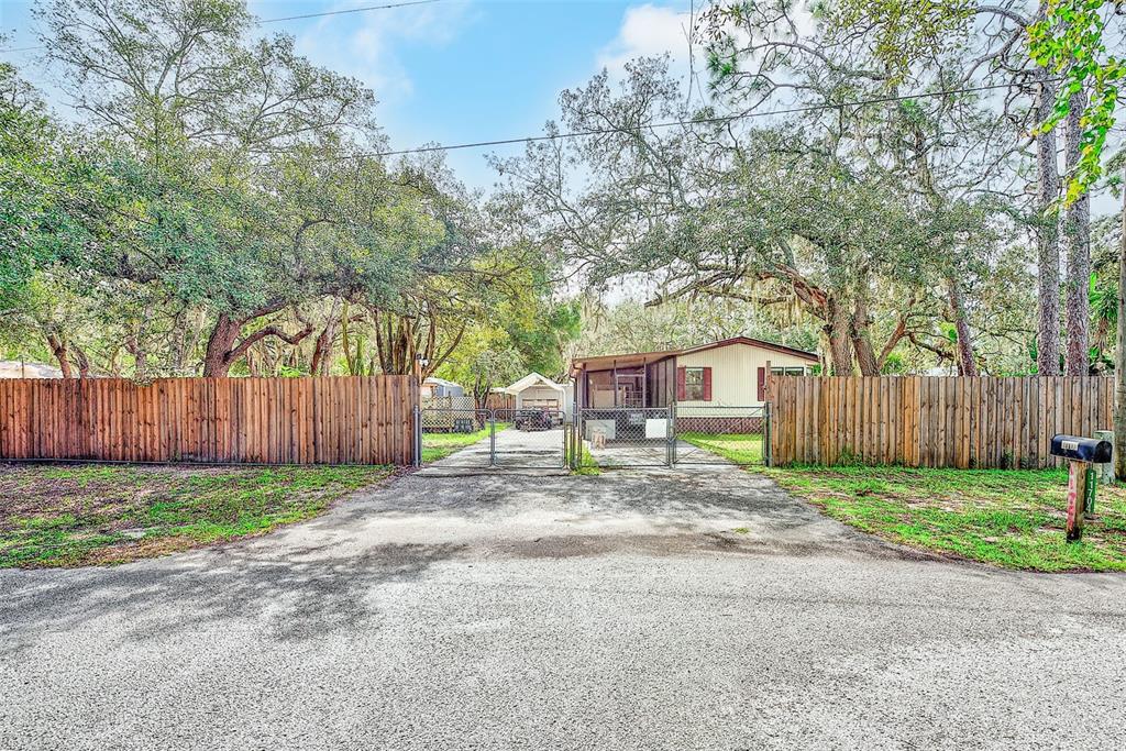 11704 DOAKS STREET, NEW PORT RICHEY, FL — photo 5 of 30