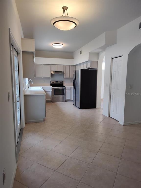27536 BREAKERS DRIVE, WESLEY CHAPEL, FL — photo 5 of 15