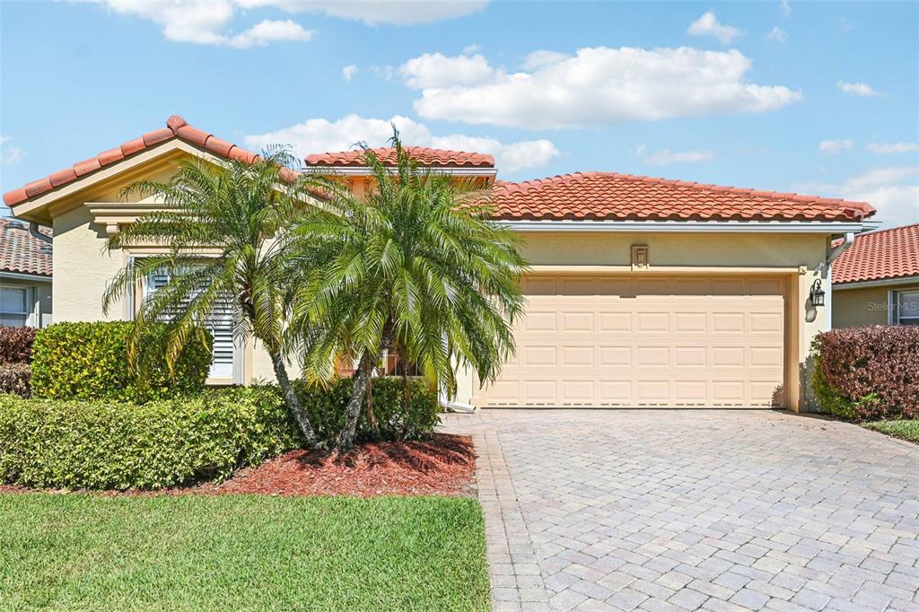 6364 LENNOX LANE