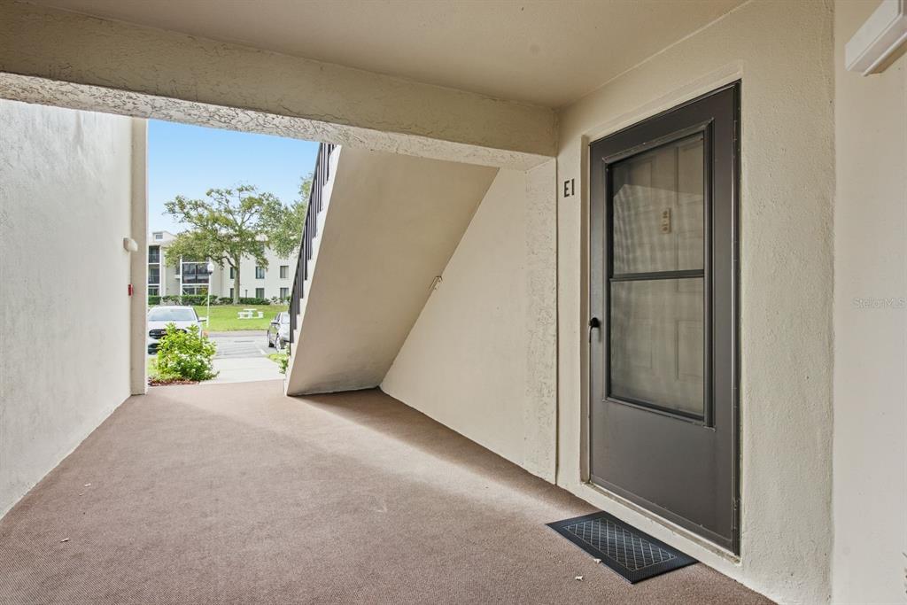 1871 PINE RIDGE WAY W UNIT E1, PALM HARBOR, FL — photo 5 of 30