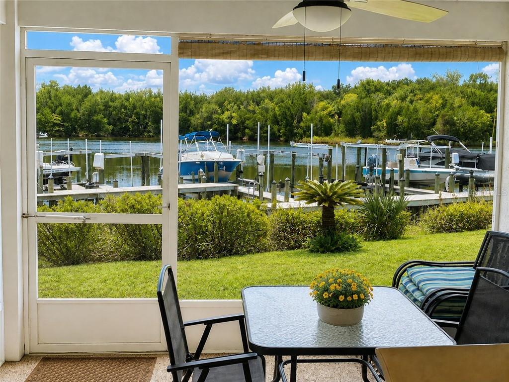 11122 W Cove Harbor DRIVE, CRYSTAL RIVER, FL — photo 2 of 30