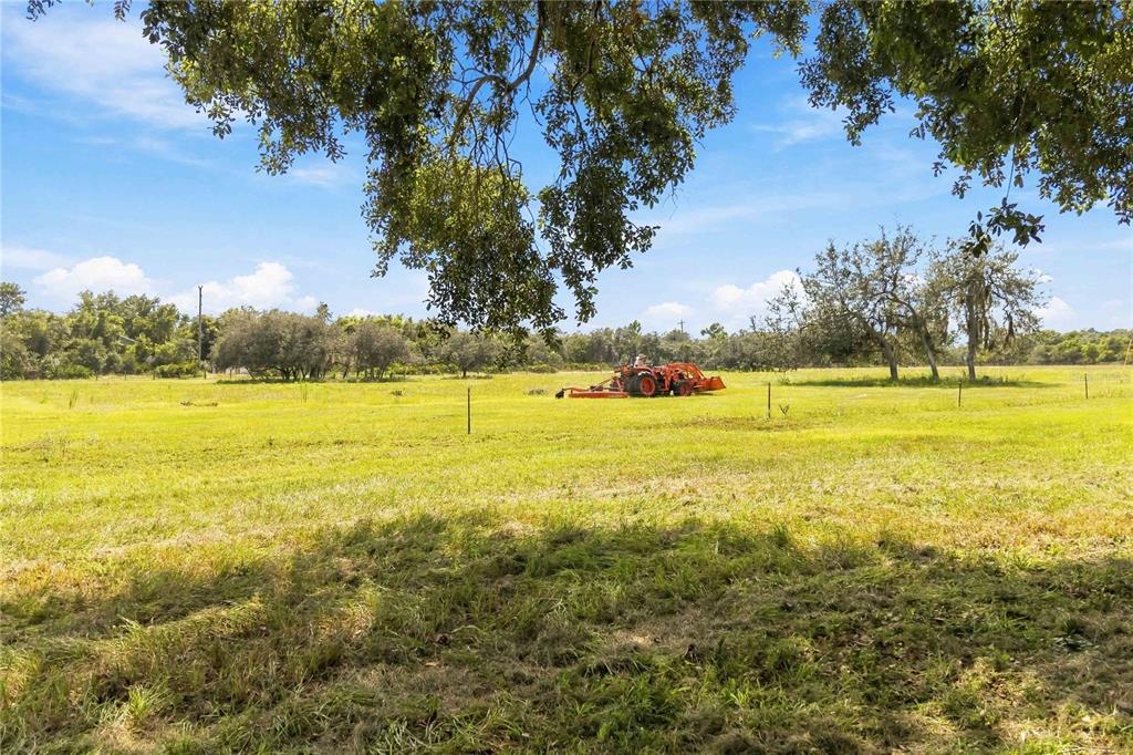 RANCH ROAD, ASTATULA, FL — photo 4 of 16