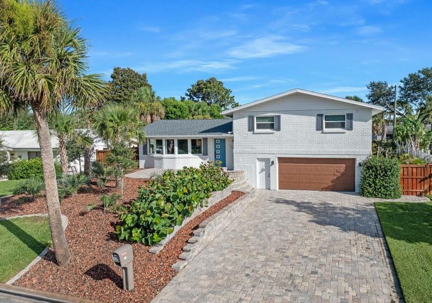 131 ROYAL DUNES BOULEVARD