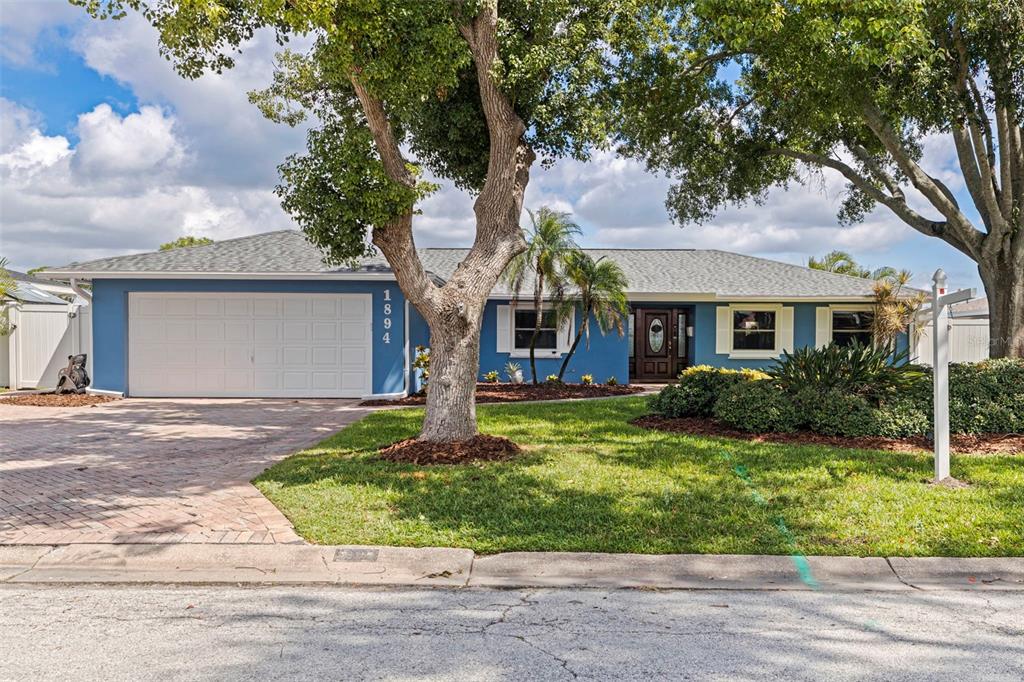 1894 TANGLEWOOD DRIVE NE, ST PETERSBURG, FL — photo 2 of 30