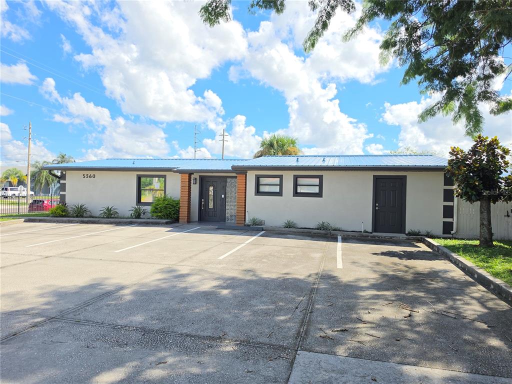 5350 CURRY FORD ROAD UNIT Building 2