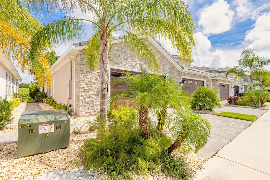 3052 ISLES WAY, NEW SMYRNA BEACH, FL — photo 2 of 30