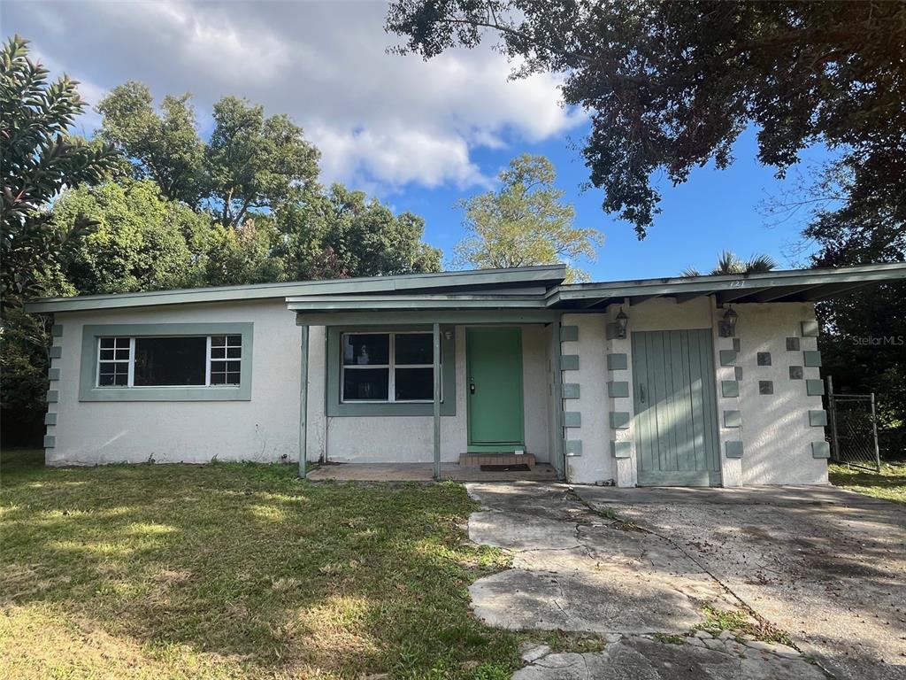 127 COUNTRY CLUB DRIVE