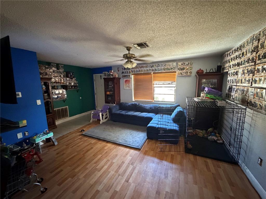 11433 BROWN BEAR LANE, PORT RICHEY, FL — photo 5 of 21