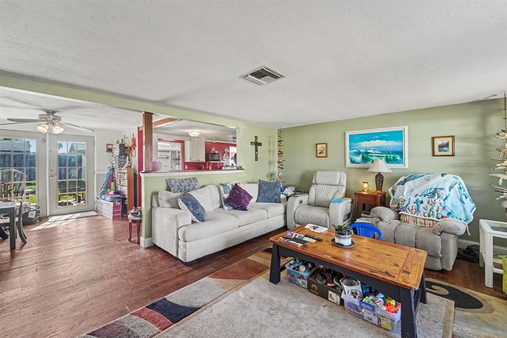 10214 HOLLY DRIVE, PORT RICHEY, FL — photo 4 of 14