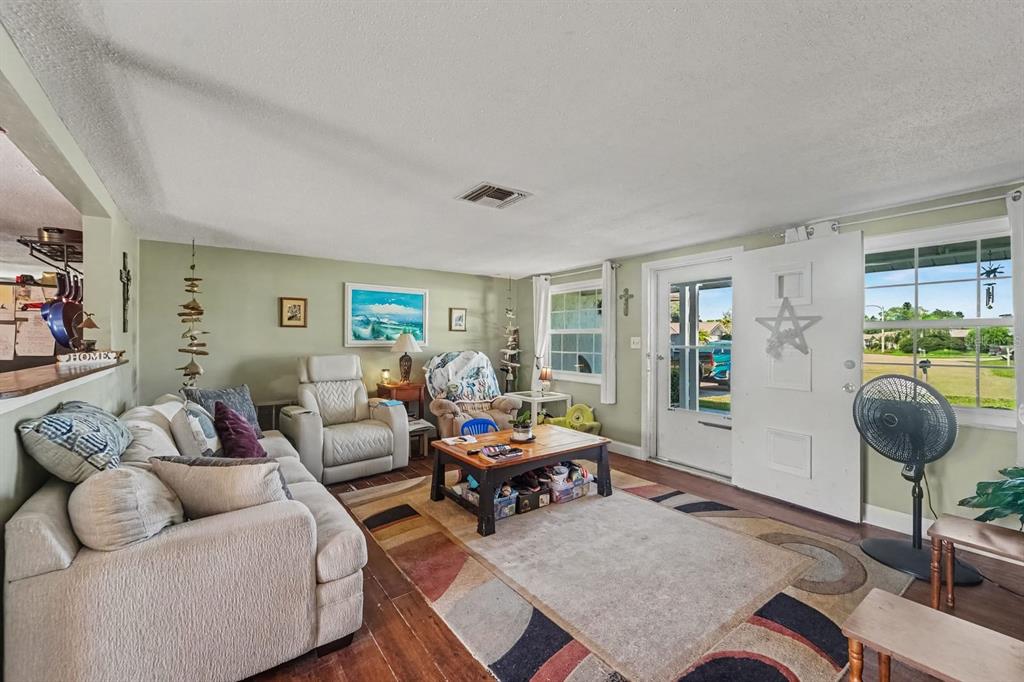 10214 HOLLY DRIVE, PORT RICHEY, FL — photo 5 of 14