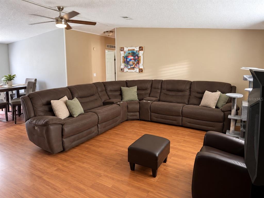 9027 HAMMOCK LOOP, POLK CITY, FL — photo 5 of 7