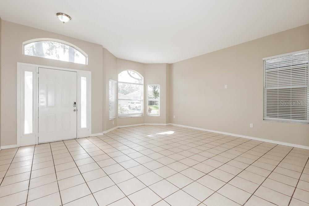 3727 COLD CREEK DRIVE, VALRICO, FL — photo 3 of 16